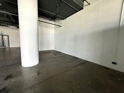 Breadtalk (D19), Warehouse #551910631